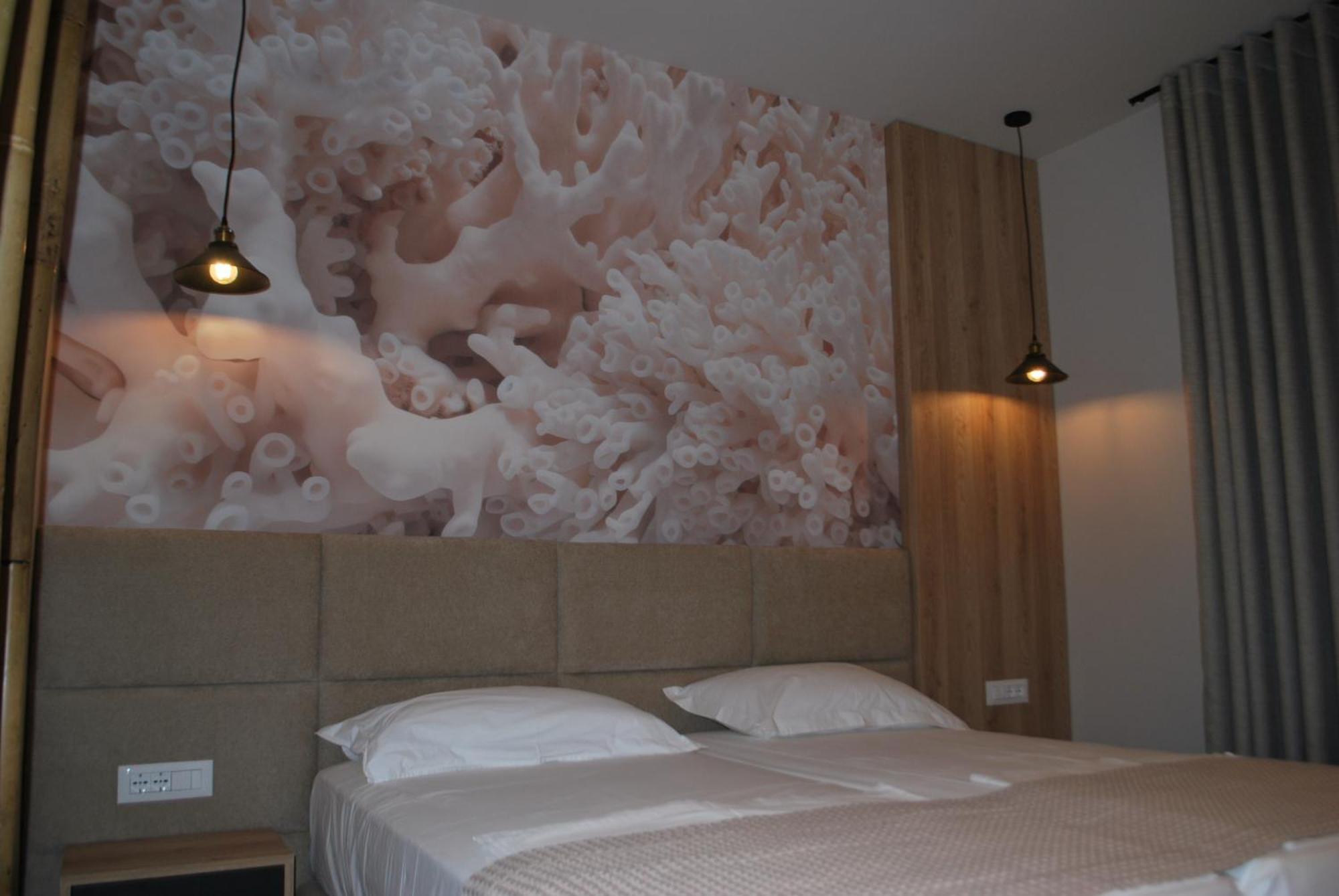 Sofo Hotel Dhërmi Esterno foto